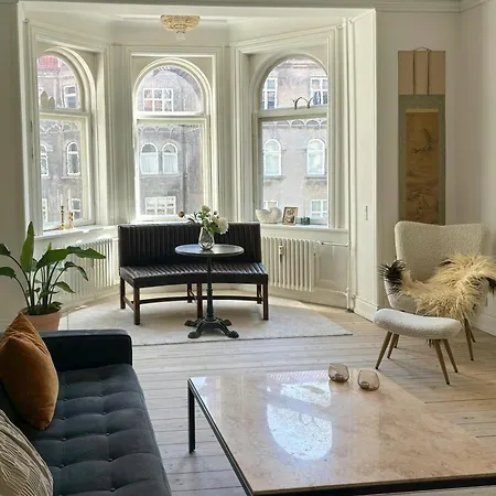 Grand 1912 In Inner Osterbro * Copenhagen