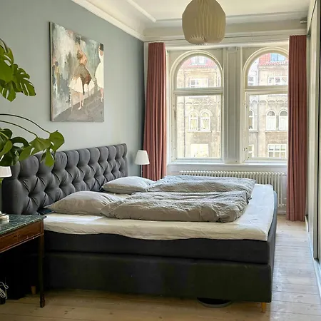 Grand 1912 In Inner Osterbro Apartment